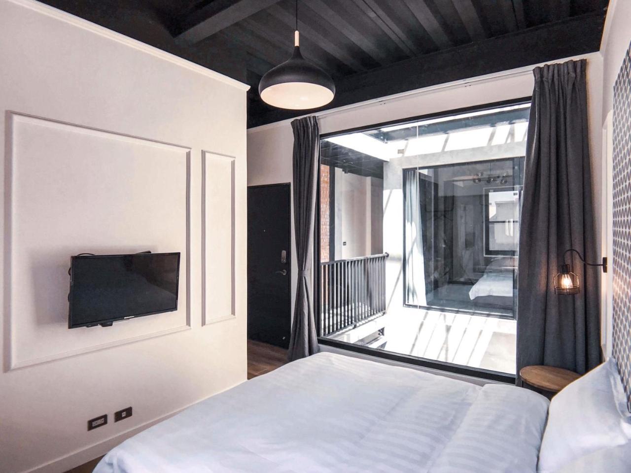 The Gatsby Apartment Тайнань Экстерьер фото